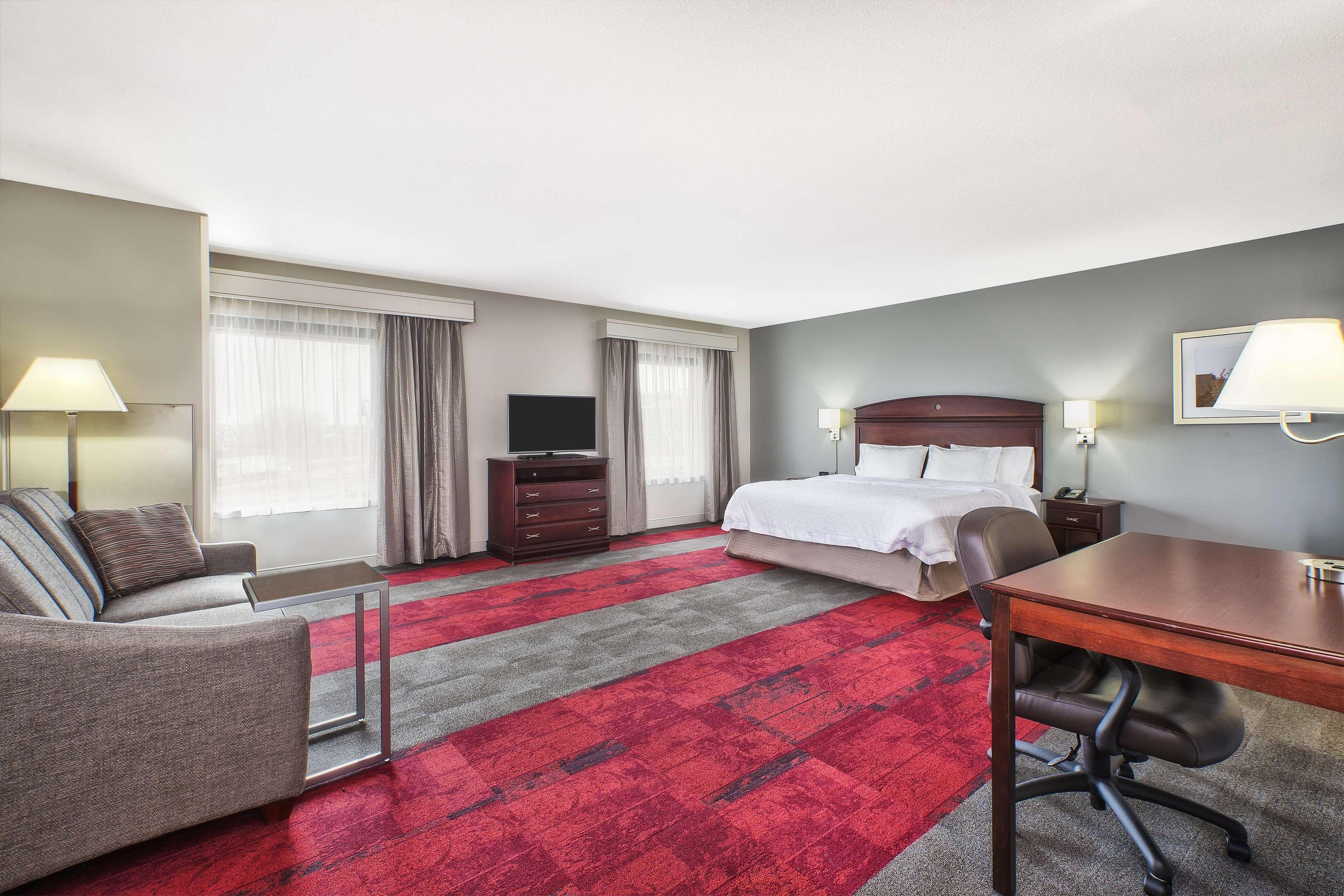 Hampton Inn & Suites Madison - West Экстерьер фото