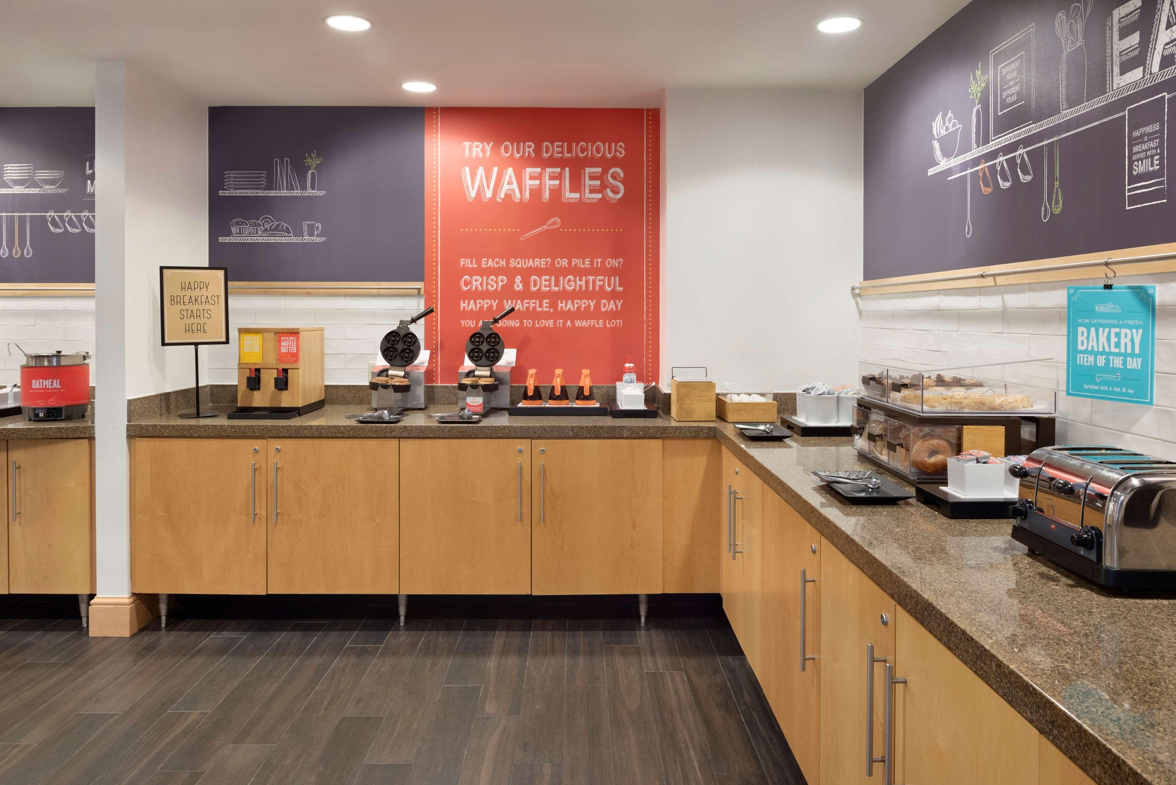 Hampton Inn & Suites Madison - West Экстерьер фото