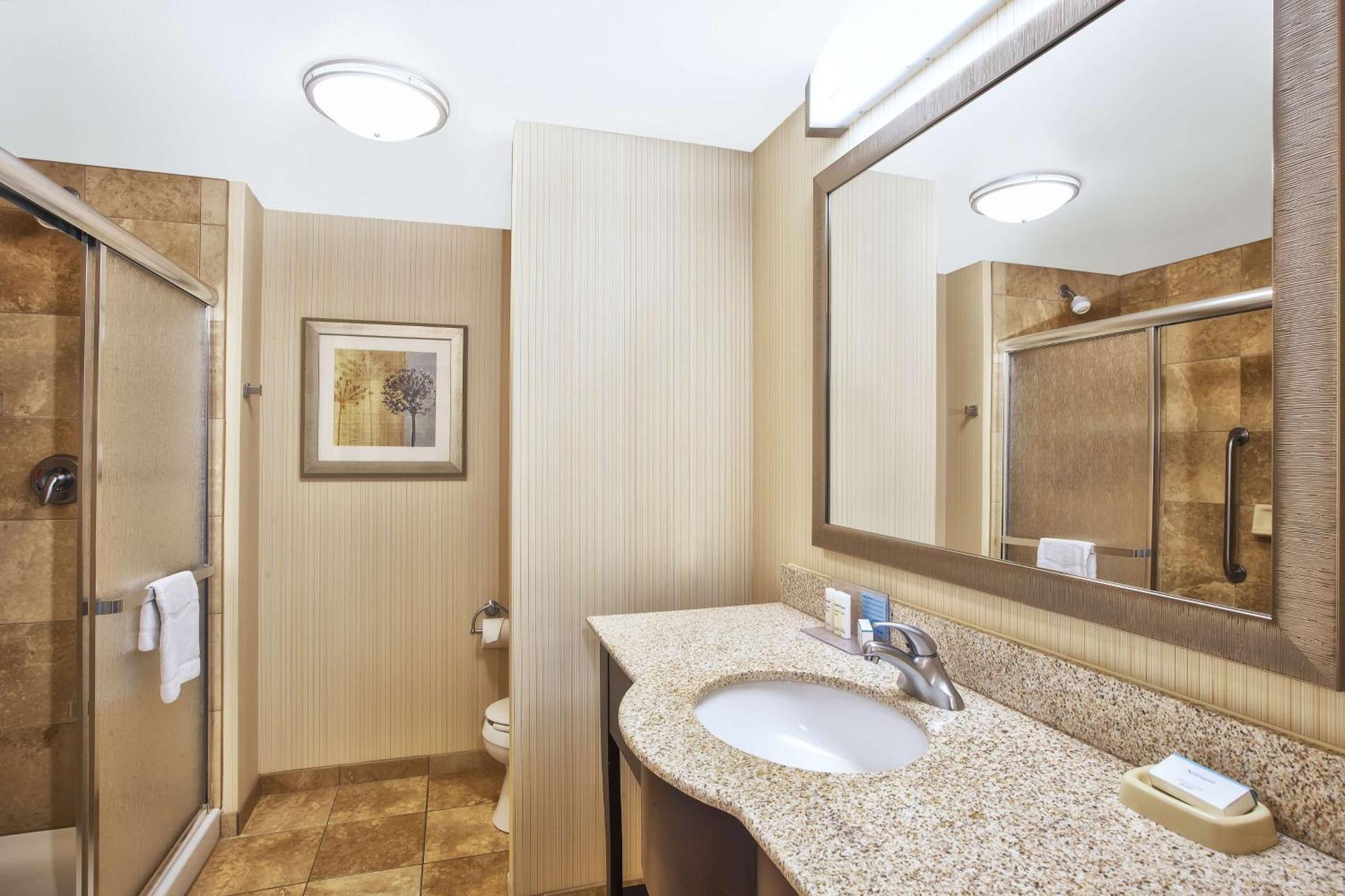 Hampton Inn & Suites Madison - West Экстерьер фото