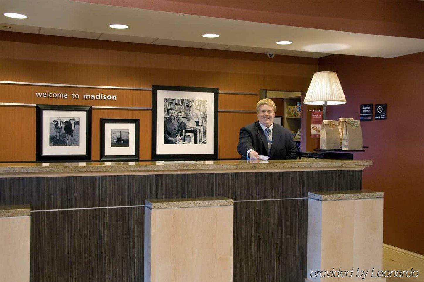 Hampton Inn & Suites Madison - West Экстерьер фото