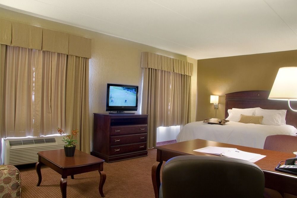 Hampton Inn & Suites Madison - West Номер фото